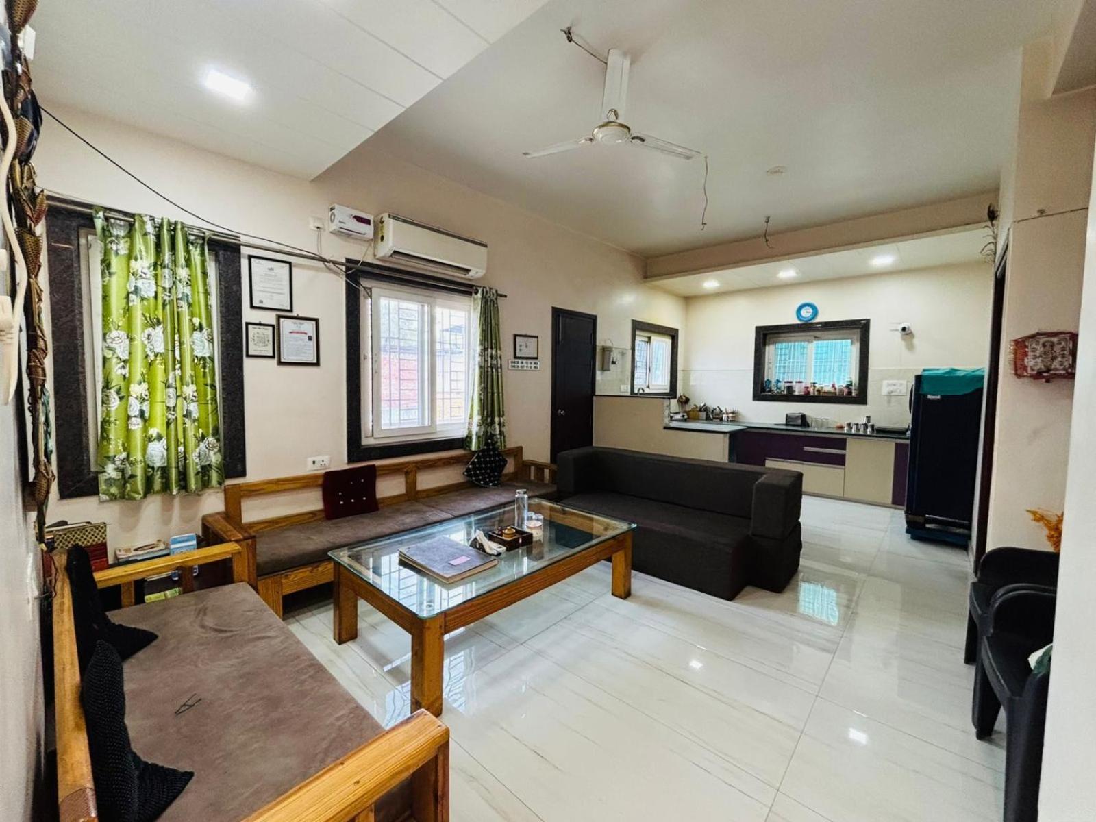 Hotel Kailasha - Lift,parking,kitchen And Modern Facilities