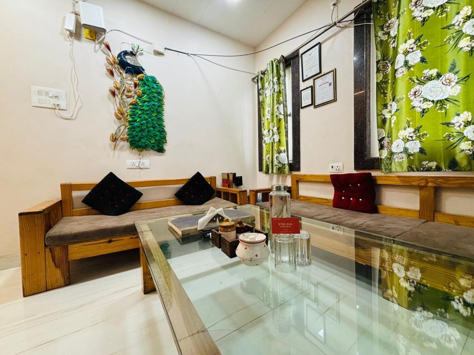 Kailasha - Lift,parking,kitchen And Modern Facilities *