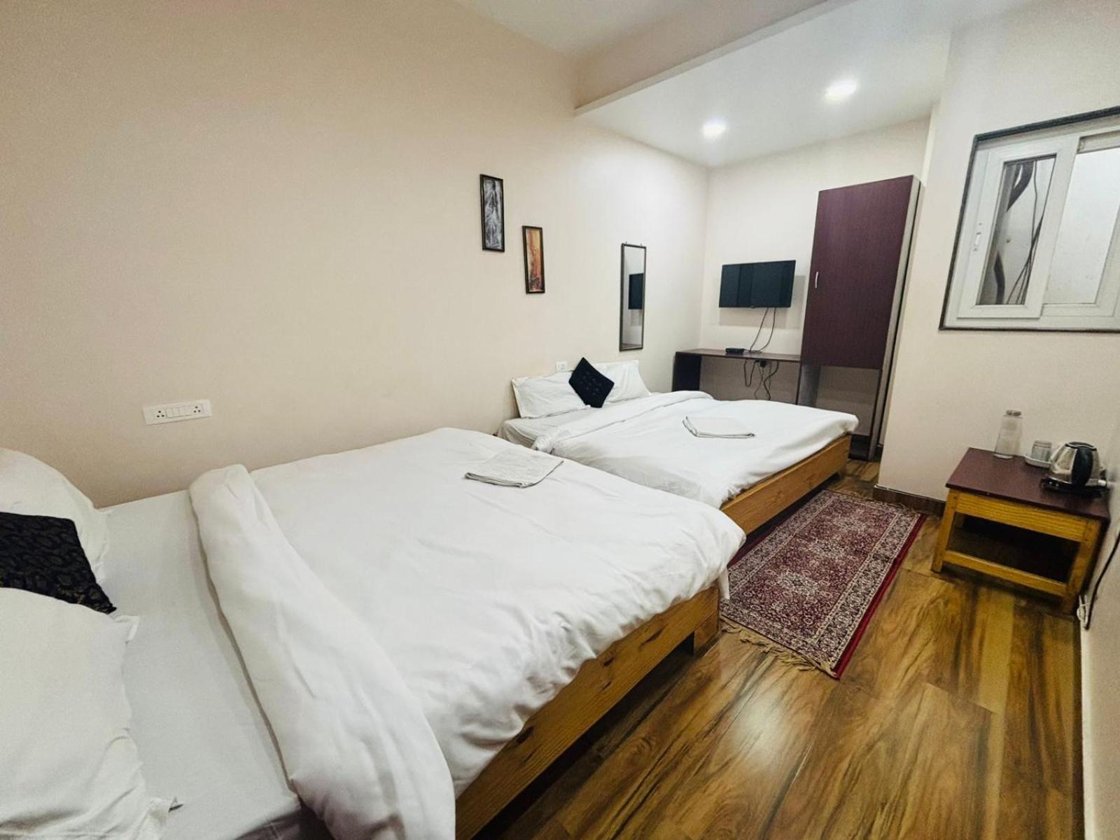 Kailasha - Lift,parking,kitchen And Modern Facilities