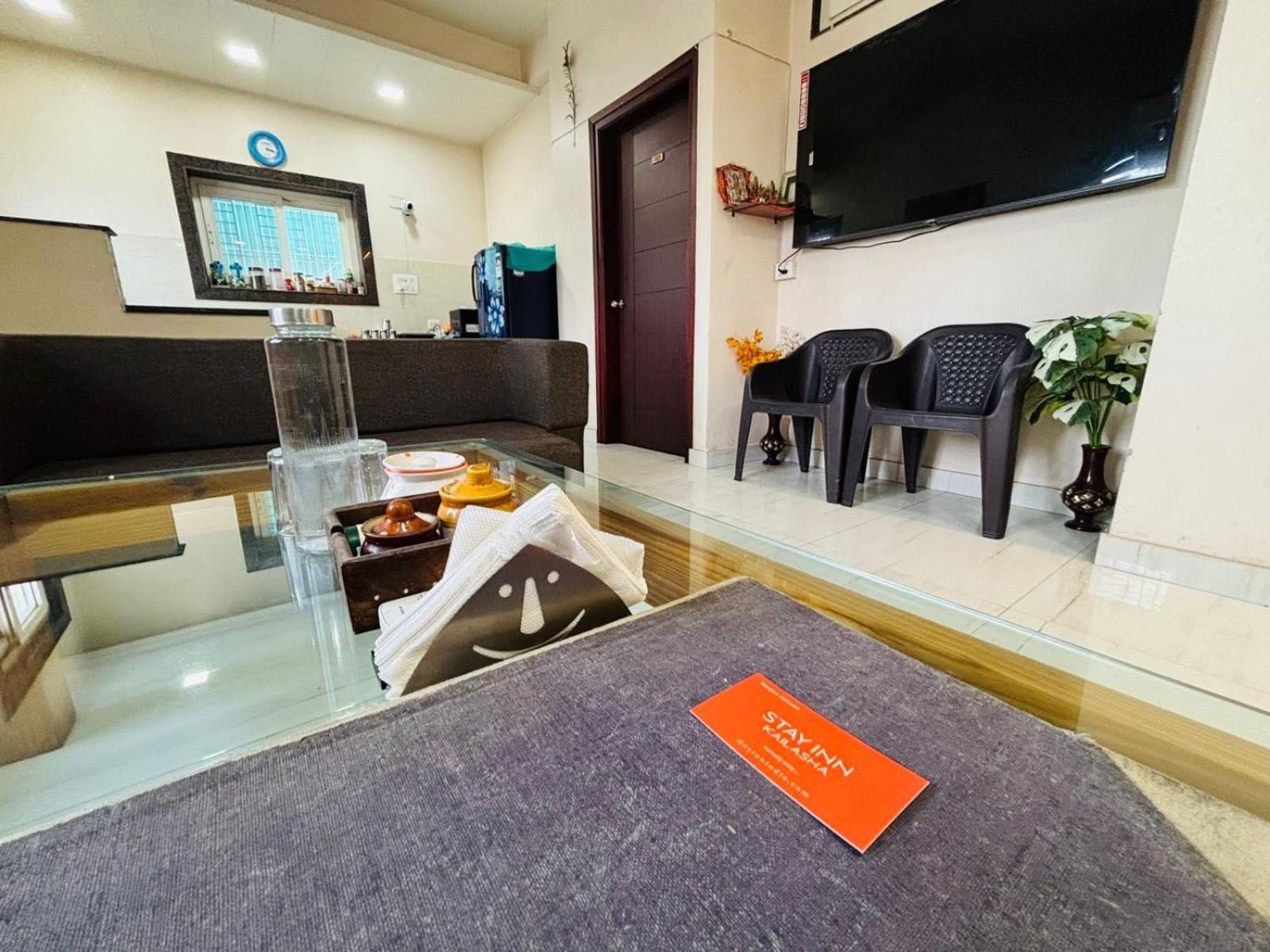 Hotel Kailasha - Lift,parking,kitchen And Modern Facilities *