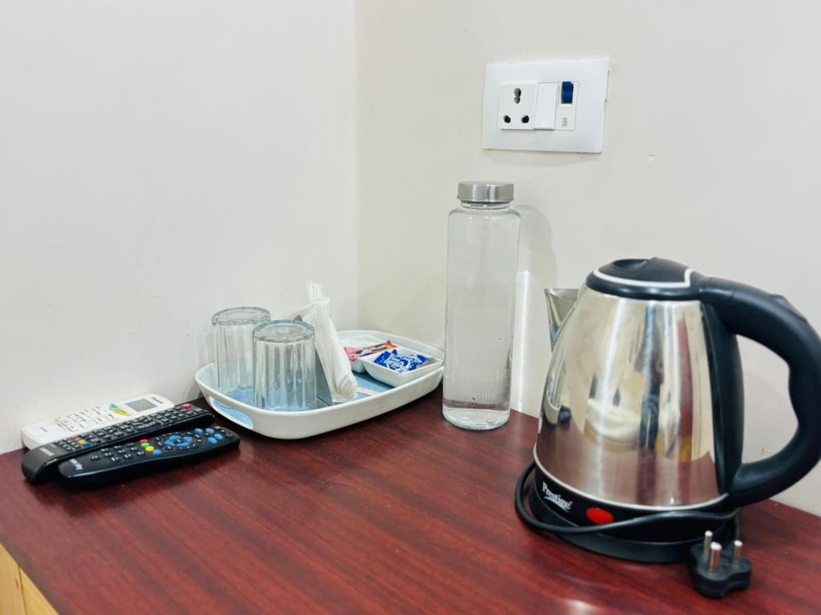 Kailasha - Lift,parking,kitchen And Modern Facilities Hotel *